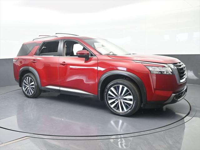 2022 Nissan Pathfinder Platinum 2WD