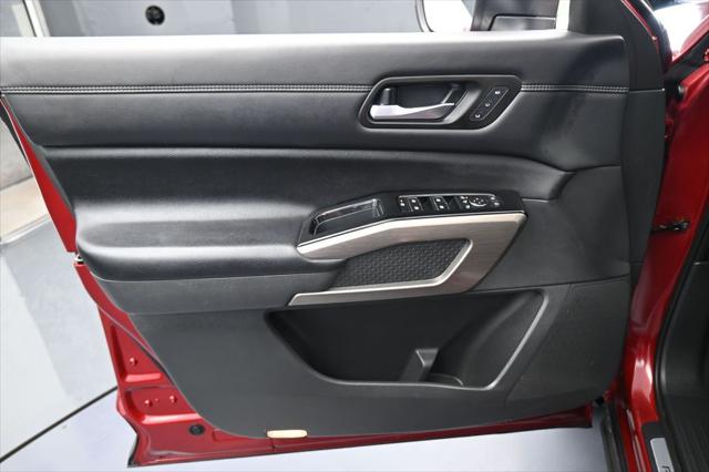 2022 Nissan Pathfinder Platinum 2WD