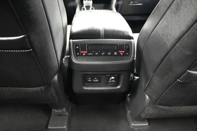 2022 Nissan Pathfinder Platinum 2WD
