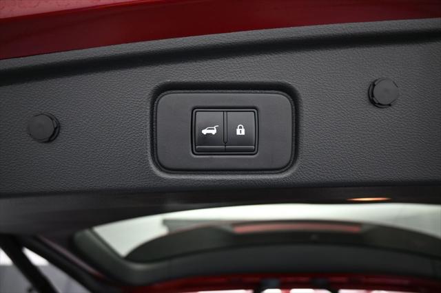 2022 Nissan Pathfinder Platinum 2WD
