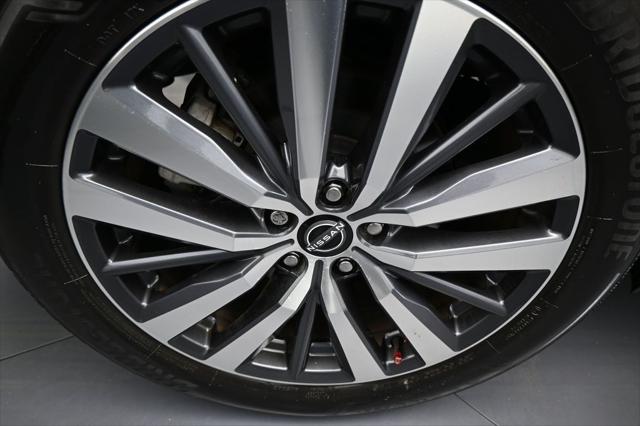 2022 Nissan Pathfinder Platinum 2WD