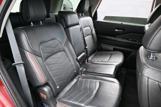 2022 Nissan Pathfinder Platinum 2WD