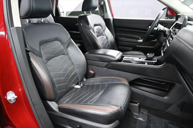 2022 Nissan Pathfinder Platinum 2WD