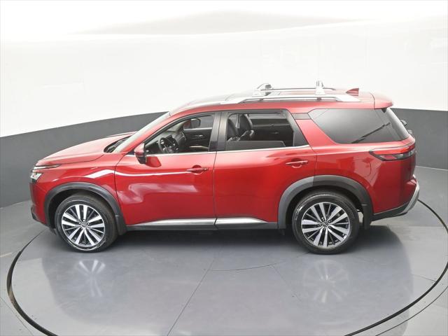 2022 Nissan Pathfinder Platinum 2WD