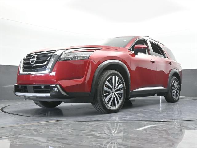 2022 Nissan Pathfinder Platinum 2WD