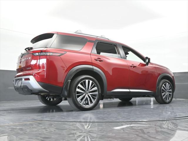 2022 Nissan Pathfinder Platinum 2WD
