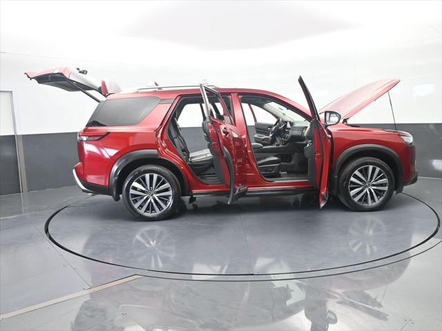 2022 Nissan Pathfinder Platinum 2WD