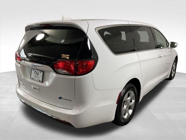 2018 Chrysler Pacifica Hybrid Touring Plus