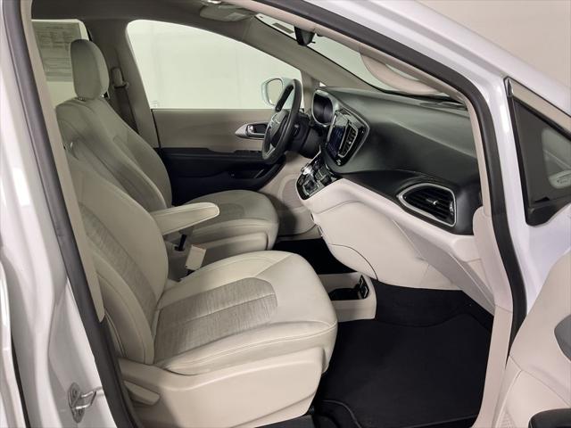 2018 Chrysler Pacifica Hybrid Touring Plus