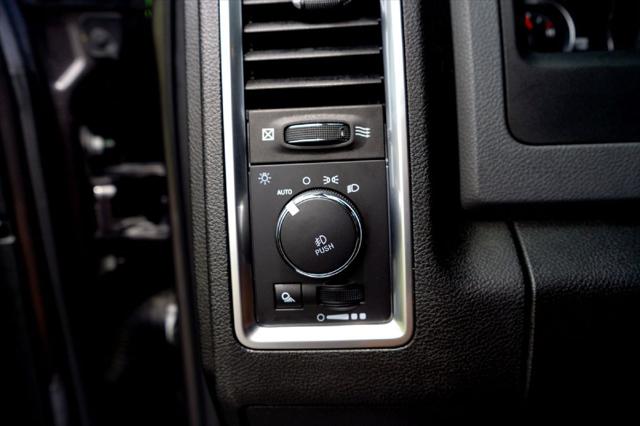2019 Ram 1500 Classic Lone Star Crew Cab 4x2 5'7" Box