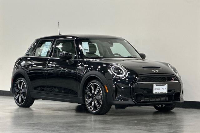 2024 MINI Hardtop Cooper S