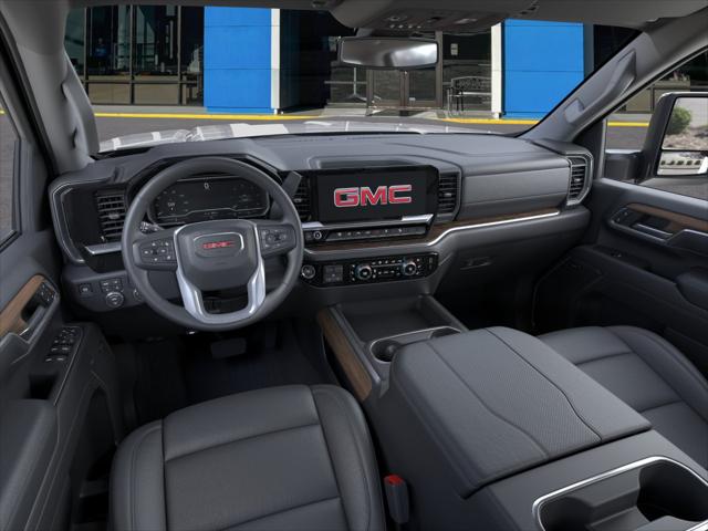 2026 GMC Sierra 2500HD Crew Cab, Standard Bed, SLT, 4WD