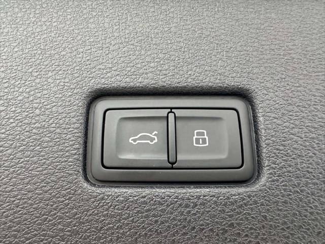 2026 Audi Q8 Premium 55 TFSI quattro Tiptronic