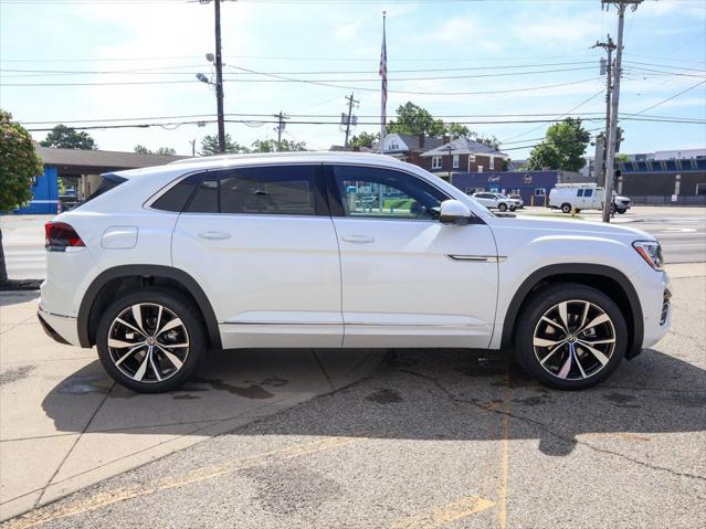 2026 Volkswagen Atlas Cross Sport SEL Premium R-Line