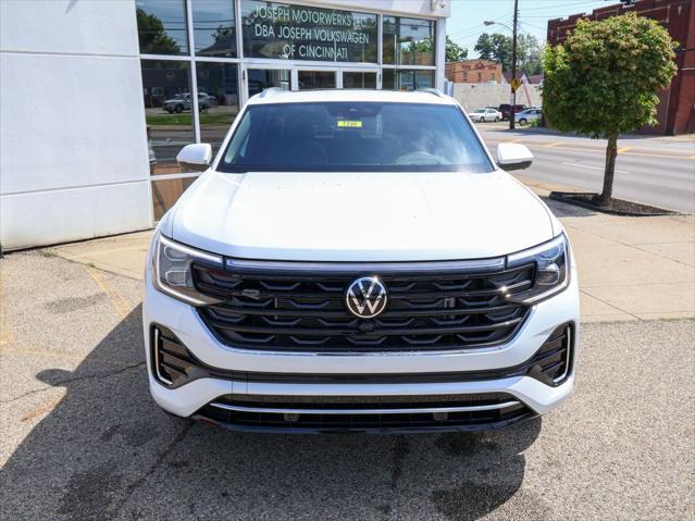 2026 Volkswagen Atlas Cross Sport SEL Premium R-Line