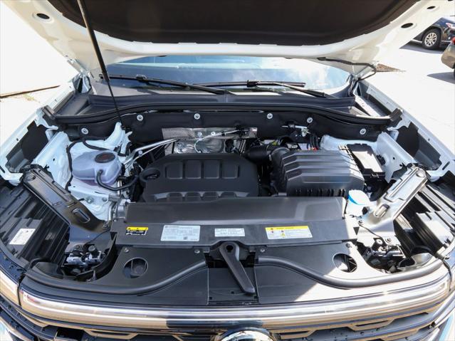 2026 Volkswagen Atlas Cross Sport SEL Premium R-Line
