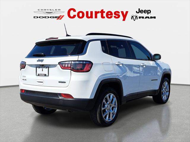 2023 Jeep Compass Latitude Lux FWD