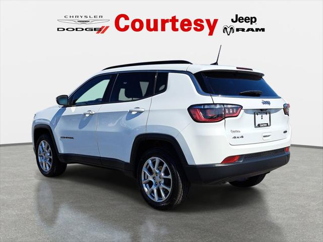 2023 Jeep Compass Latitude Lux FWD