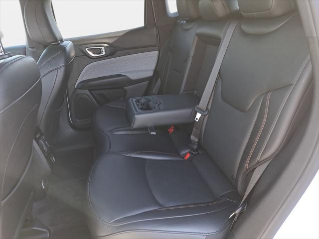 2023 Jeep Compass Latitude Lux FWD