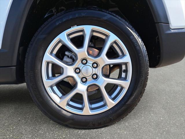 2023 Jeep Compass Latitude Lux FWD