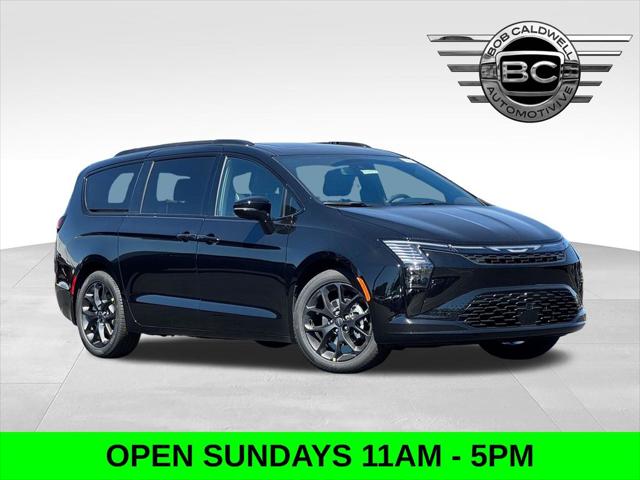 2027 Chrysler Pacifica Limited for sale in Columbus, OH