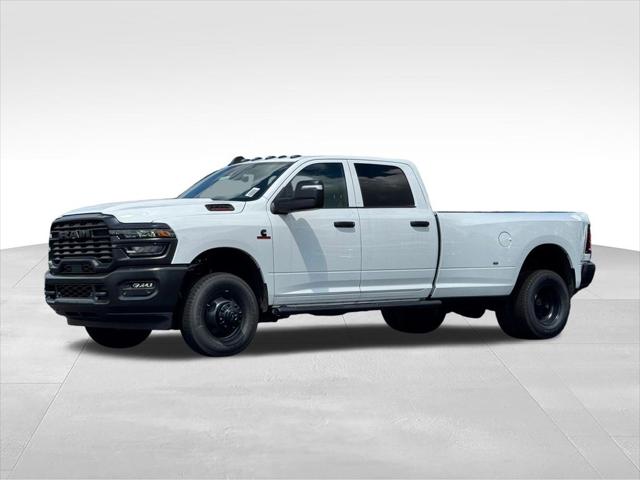 2026 Ram 3500 Tradesman Crew Cab 4x4 8 Box