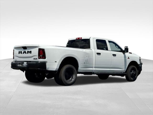 2026 Ram 3500 Tradesman Crew Cab 4x4 8 Box