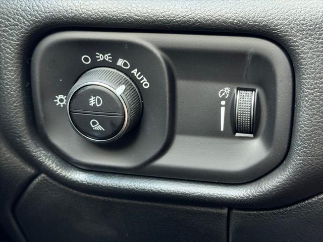 2026 Ram 3500 Tradesman Crew Cab 4x4 8 Box
