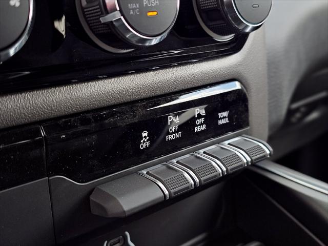 2026 Ram 1500 Big Horn Crew Cab 4x2 57 Box