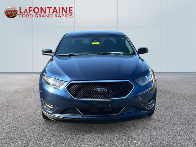 2016 Ford Taurus SHO