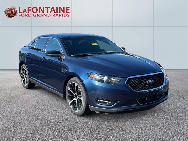2016 Ford Taurus SHO