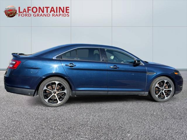 2016 Ford Taurus SHO