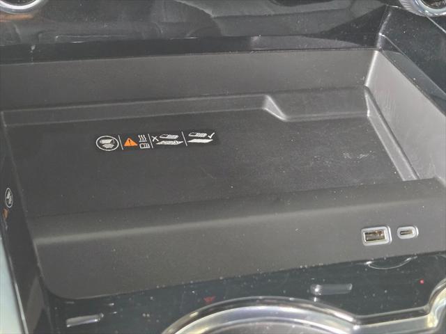 2025 Chevrolet Suburban 4WD Z71