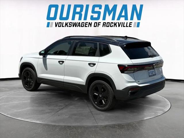 2026 Volkswagen Taos SE Black