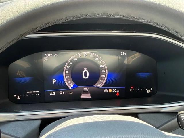 2026 Volkswagen Taos SE Black