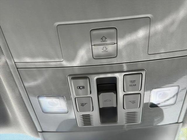 2026 Volkswagen Taos SE Black
