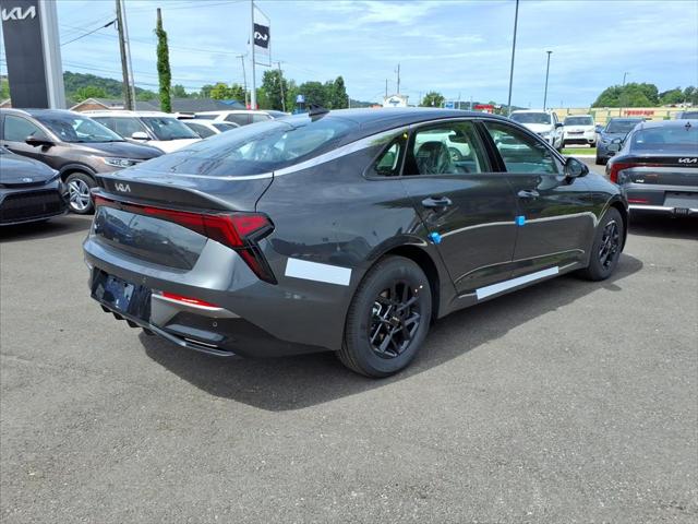 2026 Kia K5 LXS FWD