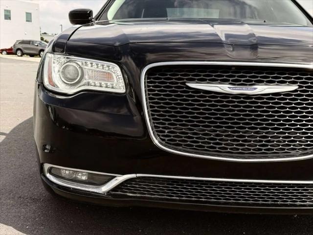 2020 Chrysler 300 Touring