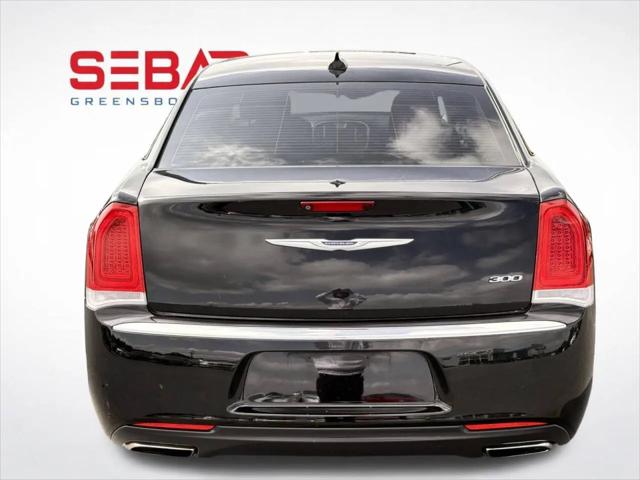 2020 Chrysler 300 Touring