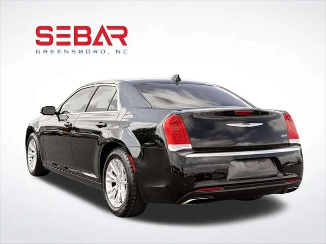 2020 Chrysler 300 Touring
