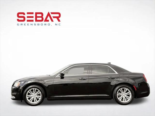 2020 Chrysler 300 Touring
