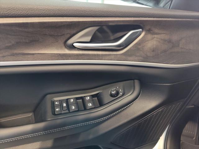 2026 Jeep Grand Cherokee L Altitude 4x4
