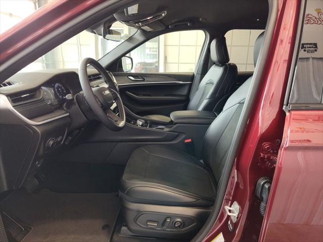 2026 Jeep Grand Cherokee L Altitude 4x4