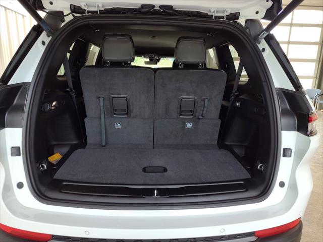 2026 Jeep Grand Cherokee L Altitude 4x4