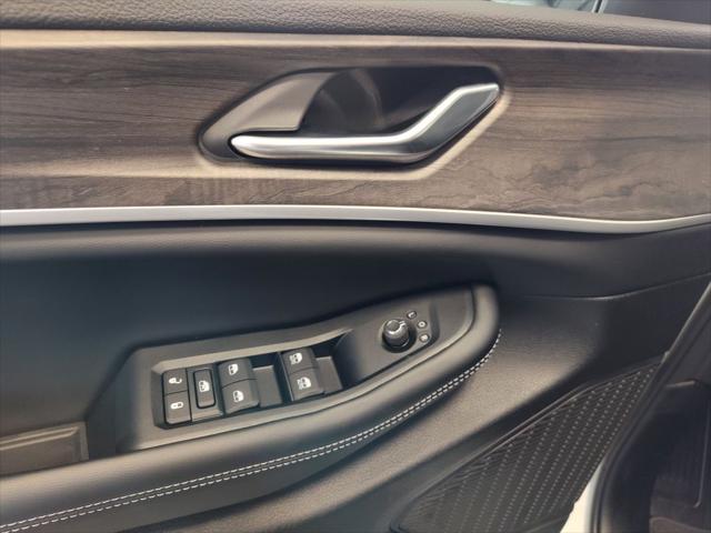 2026 Jeep Grand Cherokee L Altitude 4x4