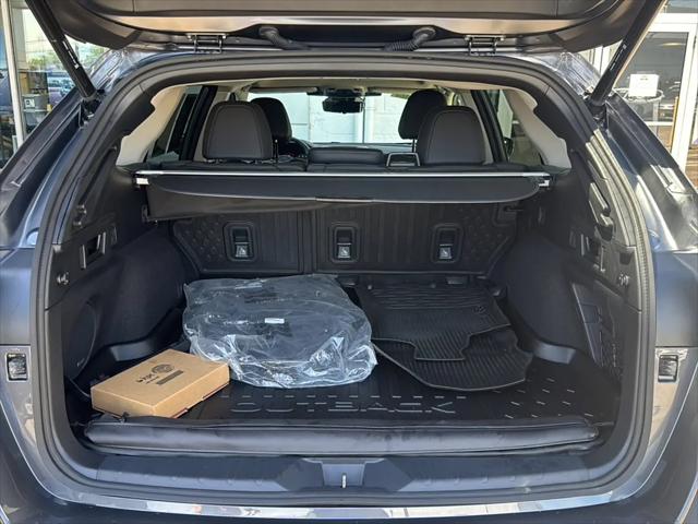 2023 Subaru Outback Touring XT