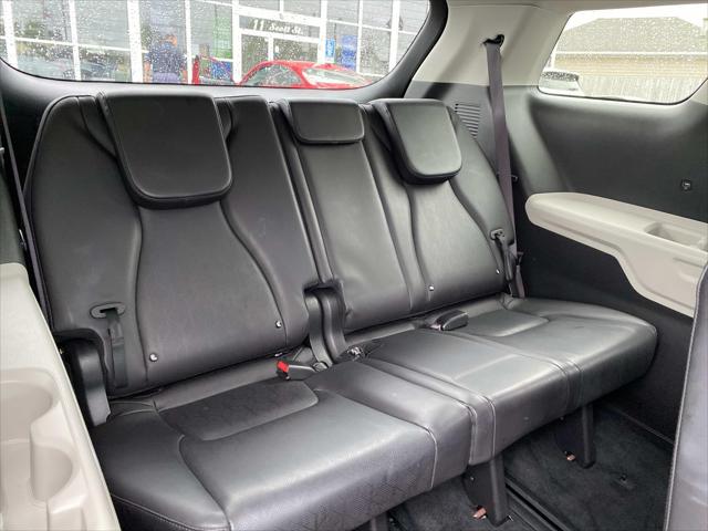 2024 Kia Carnival MPV LX Seat Package
