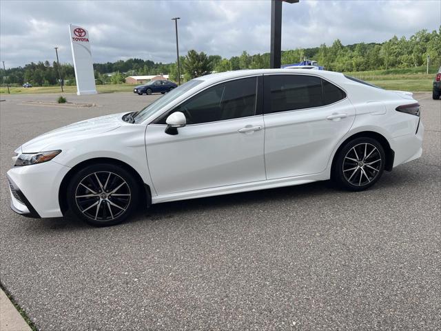 2023 Toyota Camry SE AWD