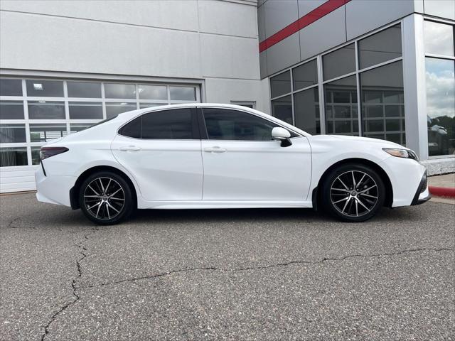 2023 Toyota Camry SE AWD