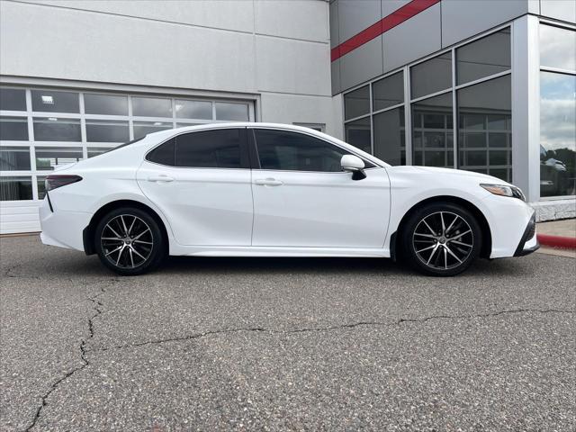 2023 Toyota Camry SE AWD